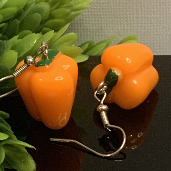Pepper Earring, Funny Food Earring, Cooking Earring, Gift Idea, Chef Earring - Picture 2 of 6